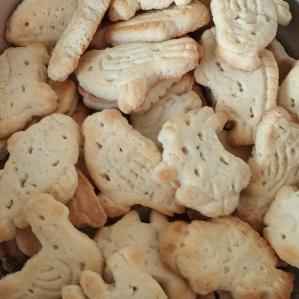 COOKIES JEHNĚČÍ S KRÉMOVÝM SÝREM